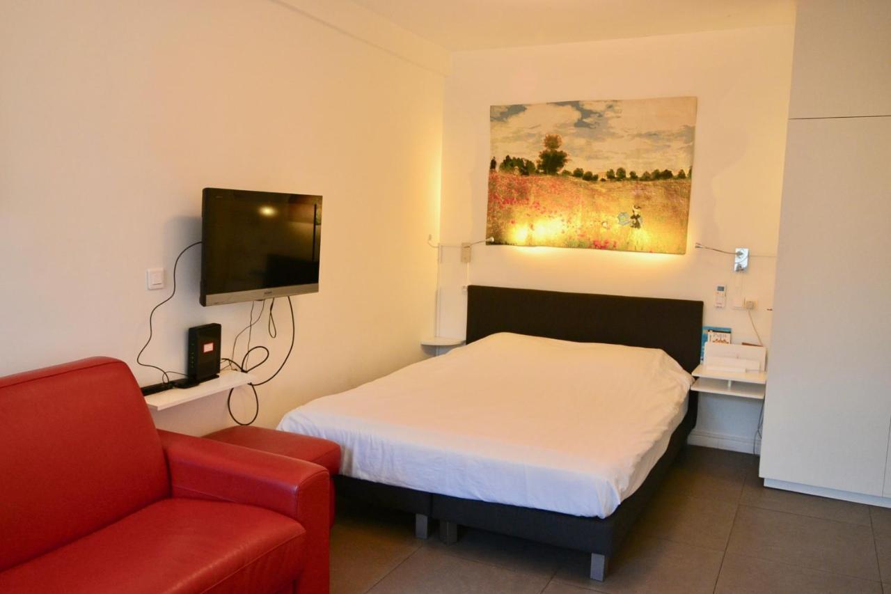 Innocents Apt Париж Екстериор снимка